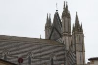 Dom von Orvieto von hinten betrachtet