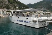 mit dem Schiff geht es schneller als mit dem Bus