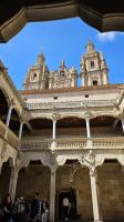 Douro-Kreuzfahrt mit Lissabon // Muschel-Palast in Salamanca