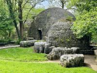 11. Reisetag – Führung durch das Irische Nationalgestüt – Nachbauten der Bienenkorbhütten auf Skellig Micheal