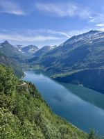 Tag - Geirangerfjord mit Blick auf Geiranger 