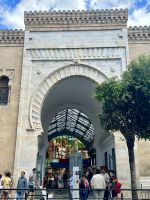 Das maurische Eingangstor zur Markthalle