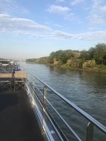 Sonntag 12.5.24  Guten Morgen - 6:15 Uhr  fast in Melk - letzter Landgang!