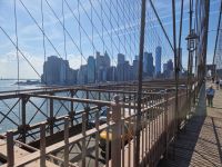 Spaziergang über die Brooklyn Bridge