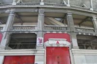 vor der Stierkampfarena von Pamplona