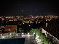 Nis bei Nacht