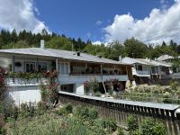 Rumänien - Kloster Agapia - Vorgärten der Nonnenhäuser