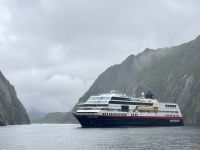 Tag 9 - Die MS Trollfjord im Trollfjord 