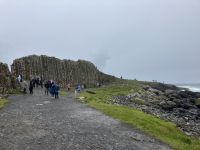 Irland, Eberhardt Travel am Giant´s Causeway