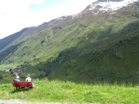 Die Landschaft gleitet heute 7,5 h Stunden an uns vorbei, von Zermatt nach St. Moritz.