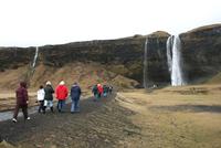 Am Seljalandsfoss