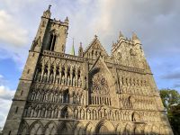 Tag 3 - Abendlicher Spaziergang durch Trondheim, Nidarosdom