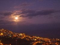 Vollmond über Funchal