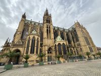 Seitenansicht der Kathedrale