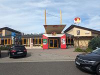 Passiere werden an mehreren Punkten eingesammelt