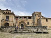 Spanien,  Santillana del Mar,  Colegiata de St. Juliana