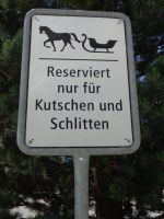 Verkehrsschild, Pontresina, Schweiz