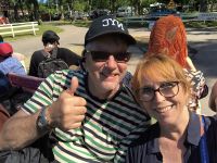 Schweden. Busfahrer und Reiseleiterin