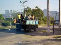 Öffentliches Verkehrsmittel auf Kuba