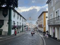 Kathedralenstraße in Angra do Heroismo