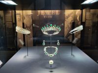 Diademe im Kensington Palace 