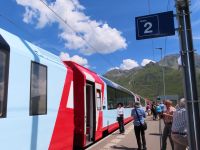 149 Fahrt mit dem Glacier Express - Stopp oberhalb von ANdermatt
