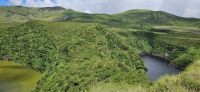 Flores, Langer und schwarzer See