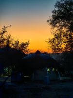 Sonnenaufgang am Phabenitor des Krüger Nationalparks