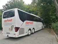 Der Bus wartet