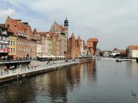 Das Krantor im Hintergrund- Danzigs Wahrzeichen