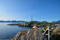 Lofoten Fischerdorf Henningsvær - Am Fußballplatz