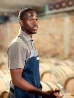 Audry mit uns im Weinkeller