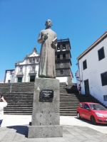 Die Statue von Dr. Gaspar Frutuoso in Ribeira Grande, Historiker und Geograf - São Miguel, Azoren