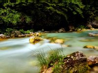 Die Soca bei Sonnenschein (Juni 2024)