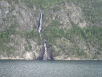 Hurtigruten: Fahrt in den Geirangerfjord