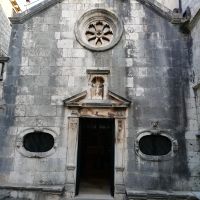 Eingangsportal einer Kirche