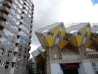 Der Bleistift und die Kubus-Häuser, Rotterdam, Niederlande