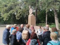 Stadtrundgang in Almaty: Tokashu-Bokinu-Denkmal