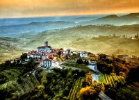 Smartno in der Abenddämmerung