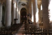 in der romanischen Kirche von Tournus