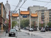 18. Tag – Stadtrundfahrt Vancouver, Teil 2 – Millenium Gate in Chinatown