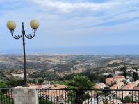 Gerace. Ausblick zum ionischen Meer