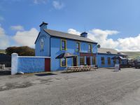 068-O-Donohues Pub in Fanore
