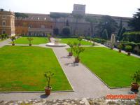 In den Vatikanischen Gärten