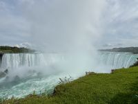 2. Tag – Toronto bis Niagara Falls – Blick vom Aussichtspunkt „Table Rock“ auf die Horseshoe Falls