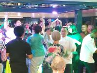 2024 Donaukreuzfahrt: Flußtag - abends Crew- Veranstaltung