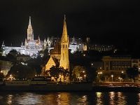 2024 Donaukreuzfahrt: Durchfahrt Budapest, Fischerbastei