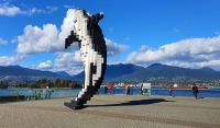 Orca-Skulptur am Canada Place in Vancouver