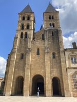 Burgund vom Feinsten - Westwerk der Kathedrale von Parey-le-Monial