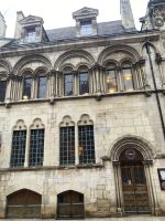 Burgund vom Feinsten - Ein Patrizierhaus in Dijon